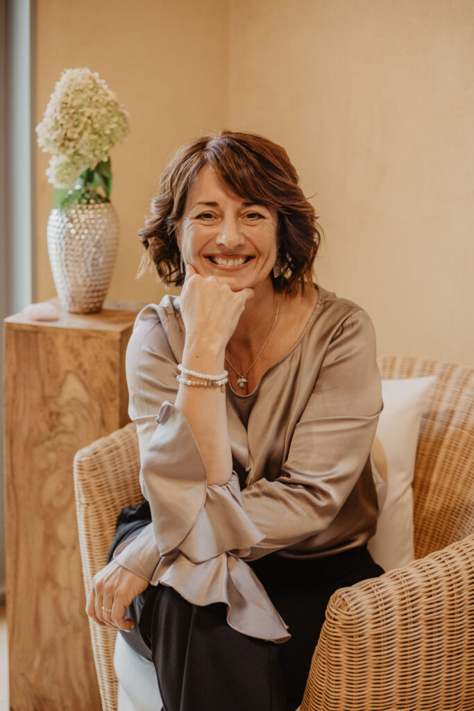 susan_fischer_portrait_haarwuchsspezialistin